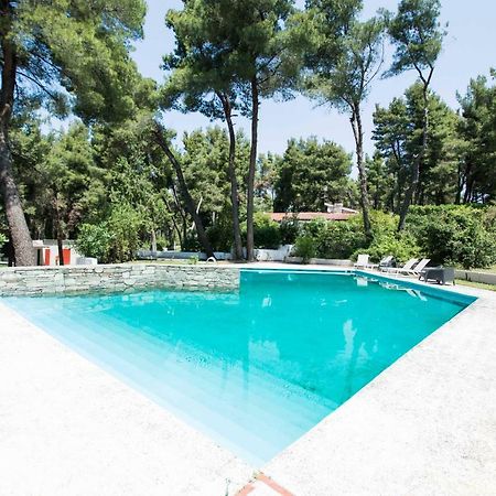 Villa Aurora In Sani With Garden And Pool Exterior foto