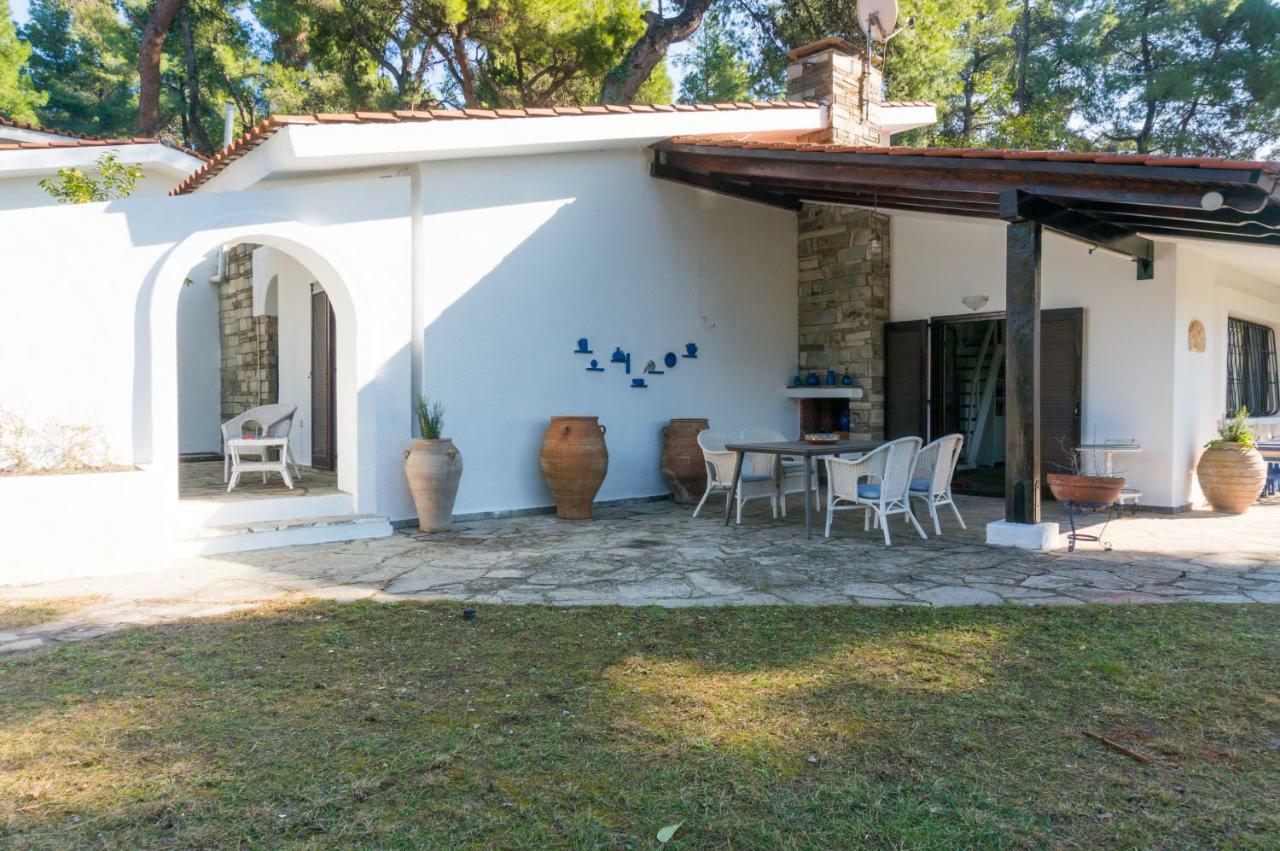 Villa Aurora In Sani With Garden And Pool Exterior foto