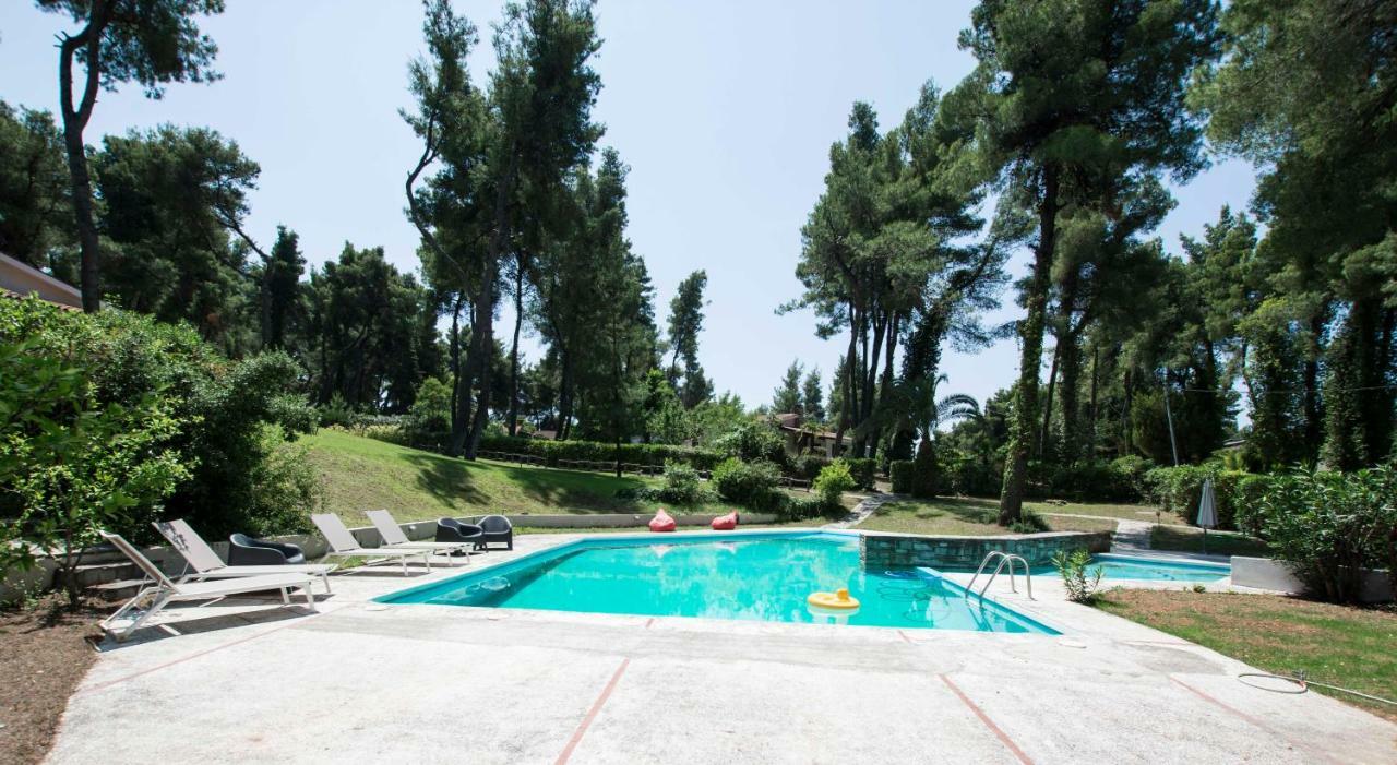 Villa Aurora In Sani With Garden And Pool Exterior foto