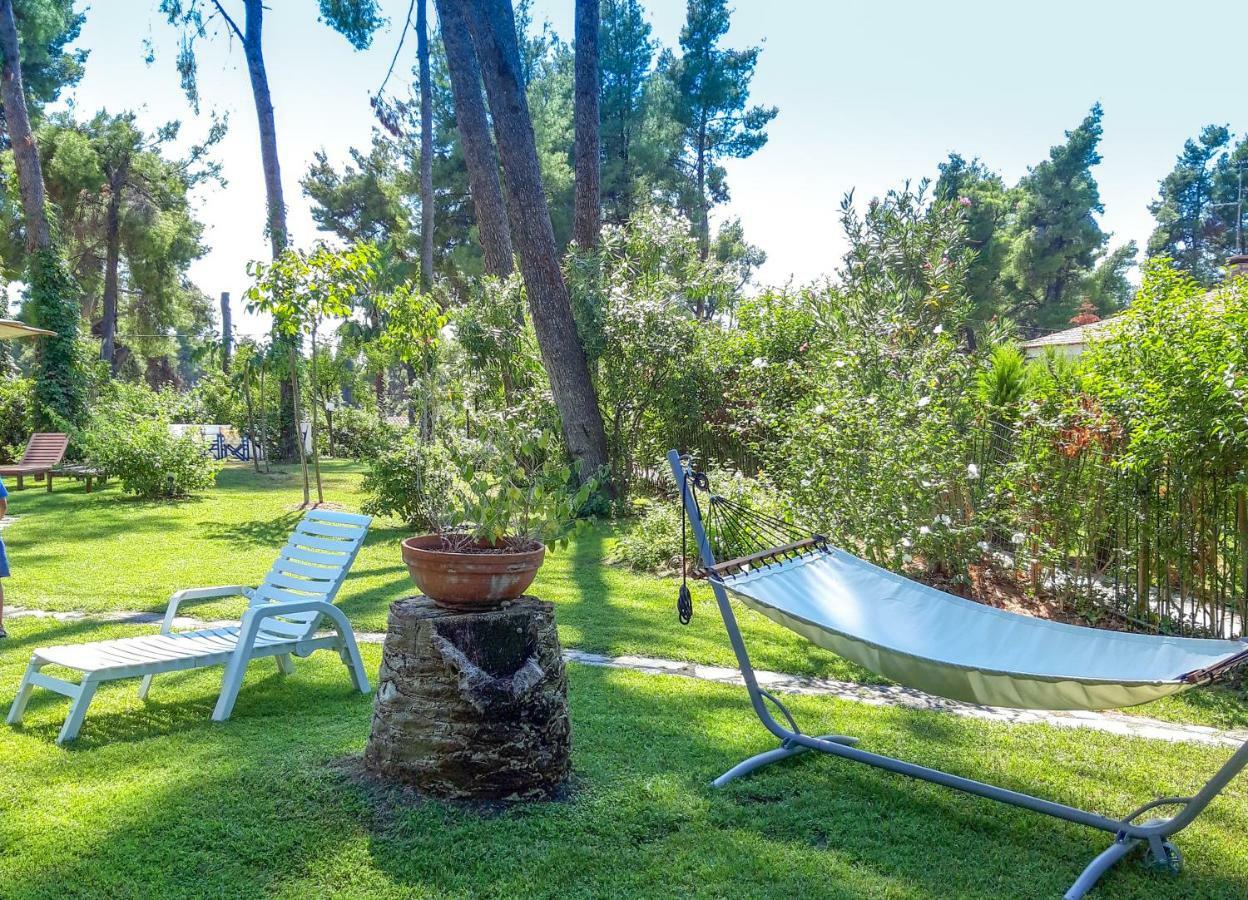 Villa Aurora In Sani With Garden And Pool Exterior foto